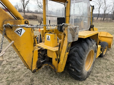 USED ALLIS CHALMERS 715 SERIES B BACKHOE
