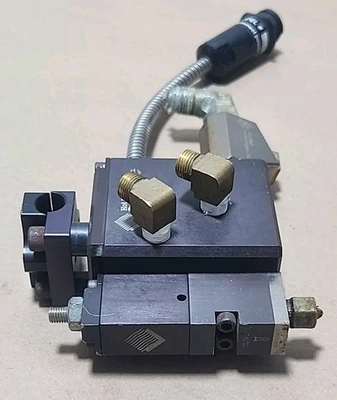 USED Hot Melt Technologies AV-900-T