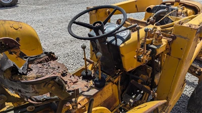 USED JOHN DEERE 300