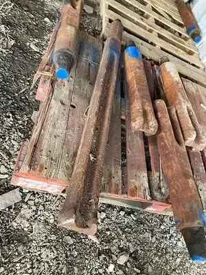 Used AFTERMARKET 5-7/8" X 52" CABLE TOOL CHISEL BIT Tool Bits Pennsylvania US | East West Machinery & Drilling #1417236