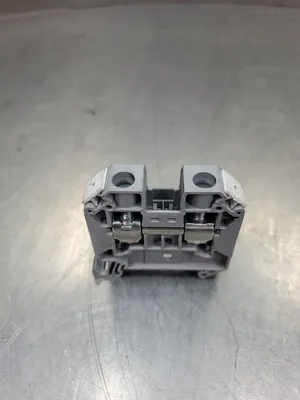 Phoenix Contact Typ UT 16 Terminal Block. 4D-8