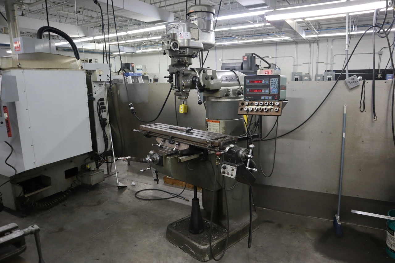 Used BRIDGEPORT SERIES I Vertical Mills Minnesota US | Machinesused.com #1368580