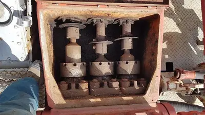 USED NATIONAL JWS-165L TRIPLEX WELL SERVICING REVERSING MUD PUMP TRAILER