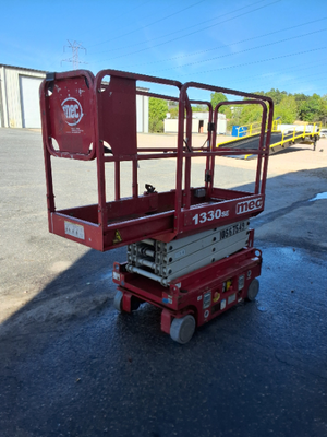 USED 2017 MEC 1330SE