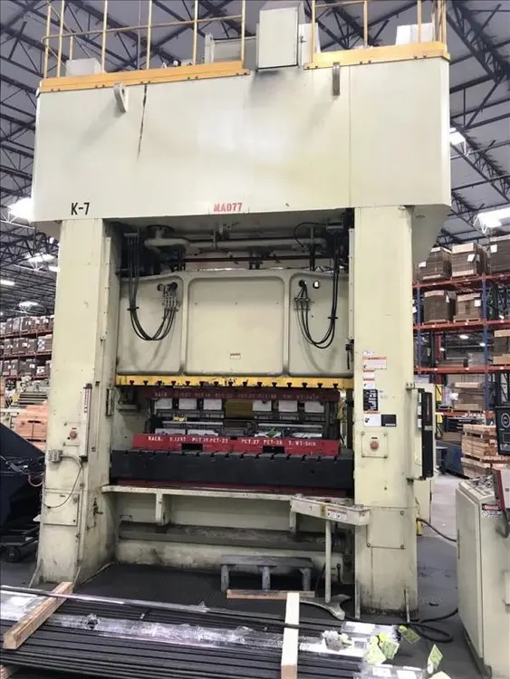 Used 1998 KOMATSU L2M400-3BM Straight Side Presses | BLUMBERG MACHINERY COMPANY #399236