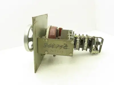 General Electric IC2960A102R DC Motor Switch and Speed Control Panel Mount