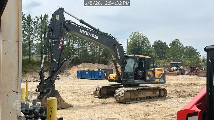 Used 2021 HYUNDAI HX220AL Crawler Excavators South Carolina US | National Equipment Dealers #1422516