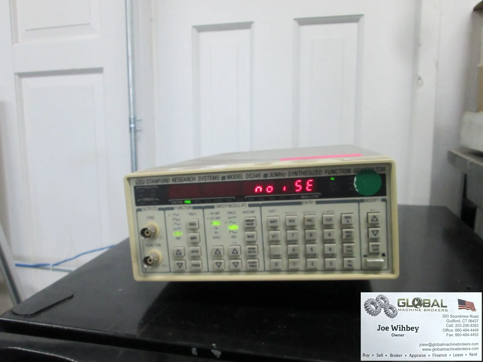 Stanford Reasearch Systems DS345 Synthesized Function Generator 30MHz