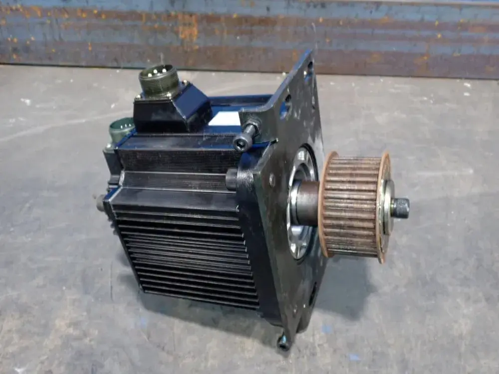 Used 2005 YASKAWA ELECTRIC SGMG20AABB Servo Motors | HGR 24 #730924