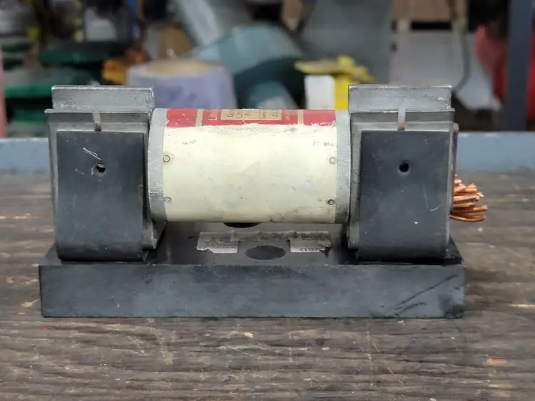 Used BUSSMANN J60400-1CR Misc Electrical & Power Parts British Columbia CA | Lenmark #253271