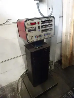 USED LVD PP 200 TON X 5100 MM