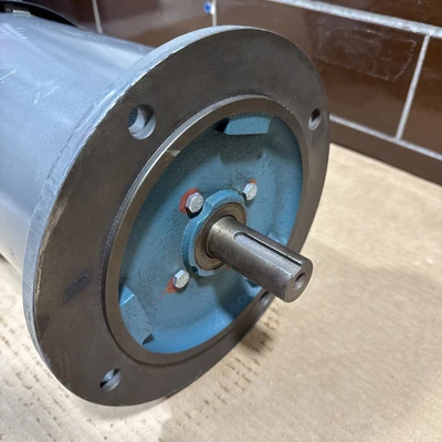 NEW Baldor MVM3613D