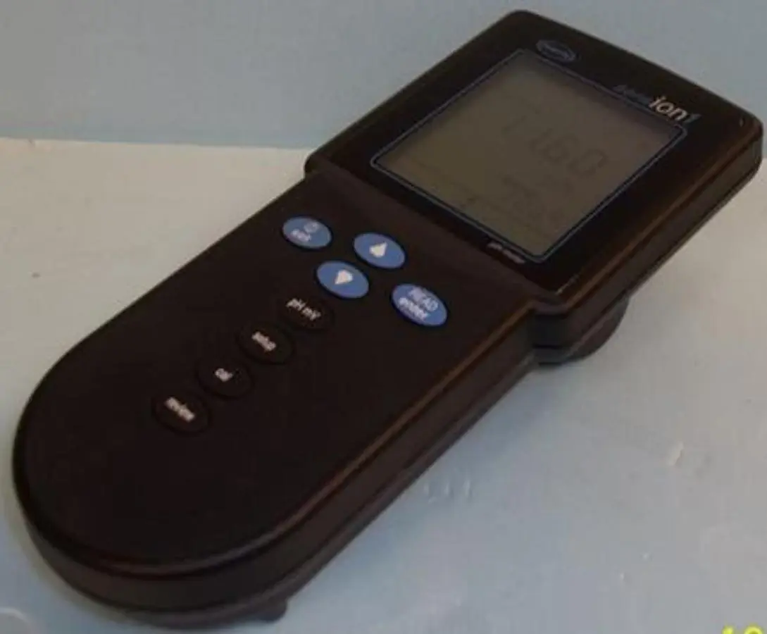 USED HACH 1052