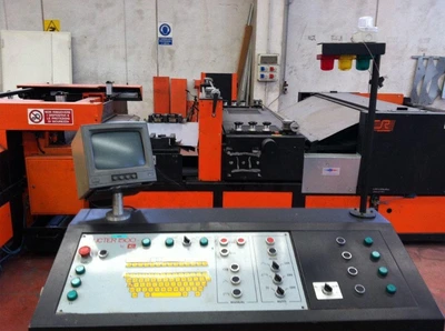 USED CR ELECTRONIC SQUARE AIR DUCTS PRODUCTION LINE