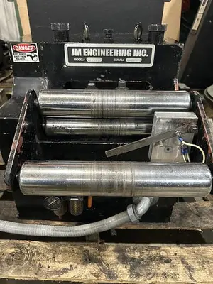 USED JM SERVO FEEDER FR3-8MA
