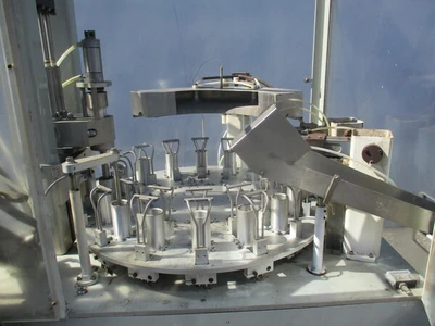 Automatic Rotary Liquid filling machine, 16 station