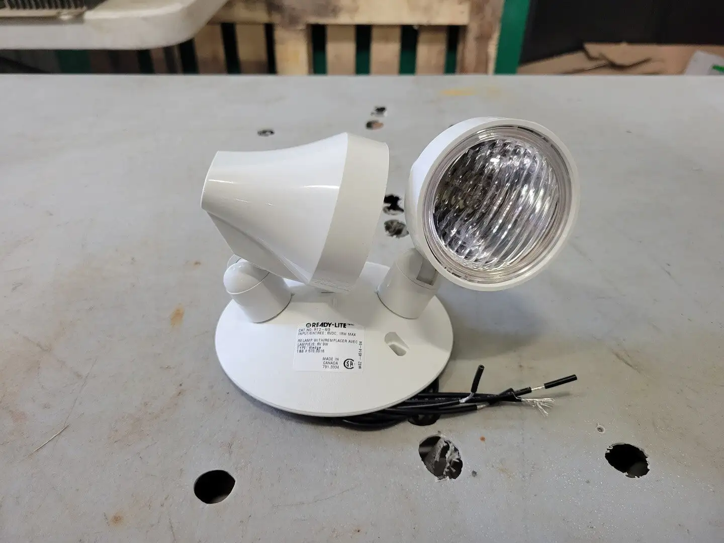 New | in-Stock THOMAS & BETTS RT2-6/9 Lighting British Columbia CA | Lenmark #836550