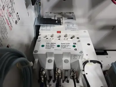 USED EATON SVX005A1-5A4N1