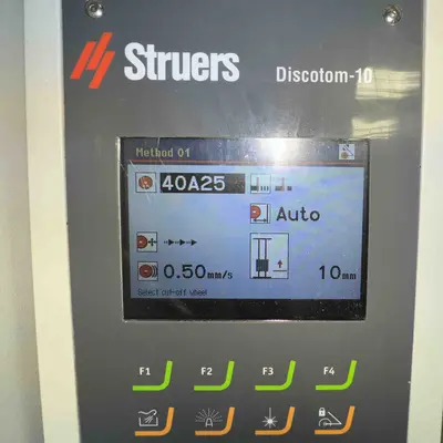 Item# L196 Struers Discotom-10 Automatic Saw