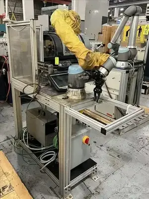 Used 2020 UNIVERSAL ROBOTS UR10E Robots Illinois US | Perfection Global, LLC. #1278753