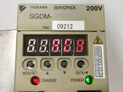 USED YASKAWA ELECTRIC SGDM-04ADA