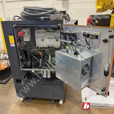 KUKA KR 16-2 Robot System w/ KRC4 Controller