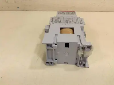 USED ALLEN BRADLEY 100S-C09DJ14C SER A