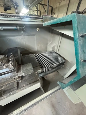 2007 Clausing CV2040CNCF
