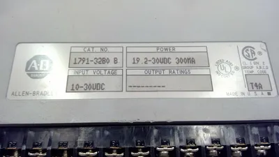 Allen Bradley 1791-32B0 B 1D