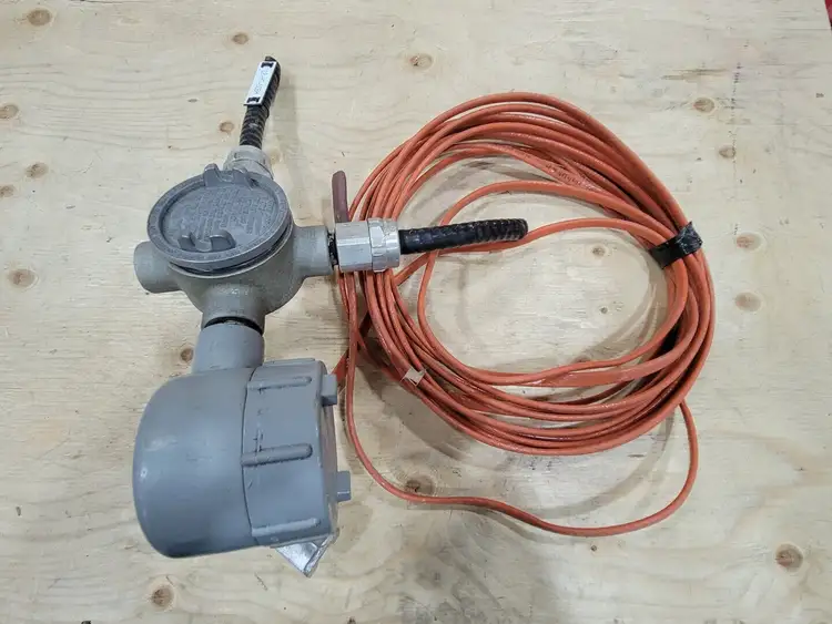 Used CROUSE-HINDS GUAX26 Misc Electrical & Power Parts British Columbia CA | Lenmark #249870