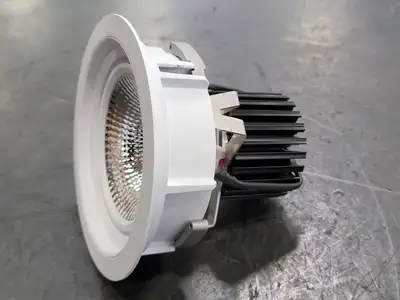NEW LUMINII AR3D-FL-A90-645-35-10-00-01-01