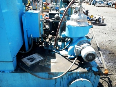 Master Chemical Xybex 3000 tramp oil purifier system.
