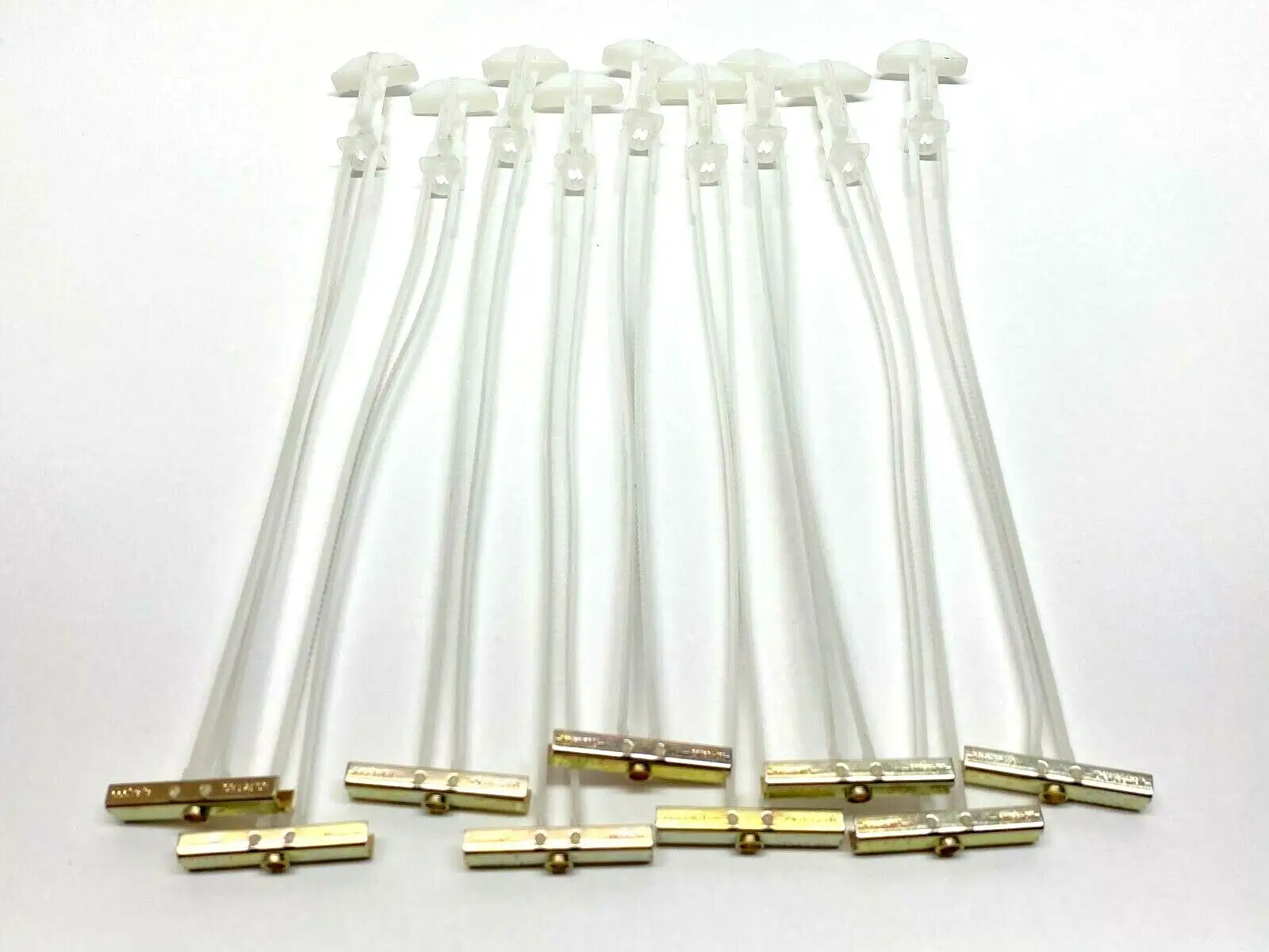USED TOGGLER WALL ANCHOR