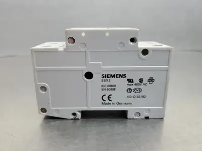 USED Siemens 5SX22 C8 Circuit Breaker, 8 Amps, 400V