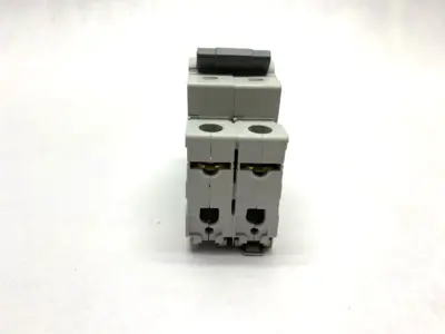 New | in-Stock Cutler-Hammer 415V Breaker, Din Rail Mount D3 Circuit Breakers Michigan US | Maverick Industrial Sales #1486197
