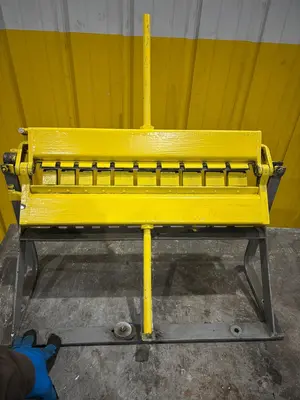 18" LONG MANUAL CLEAT BENDER: YOBRO #24394