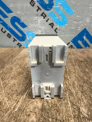 ABB 2TLA020070R0600 Safety Switch | ESS Industrial Equipment Sales (6)