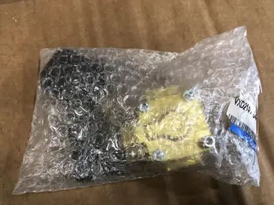 NEW SMC VXD2140-04N-5T1
