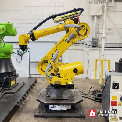 FANUC R-2000iC/210F Robot w/ R30iB Plus – NEW! NEVER PUT INTO PRODUCTION