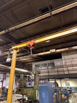 CONTRX 1 TON PORTABLE GANTRY CRANE