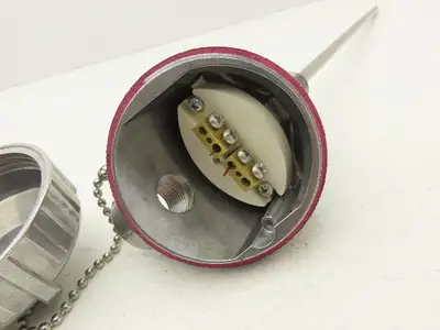Lindberg/MPH Industries Temperature Transmitter Thermocouple 11.5" Probe 1/2"NPT