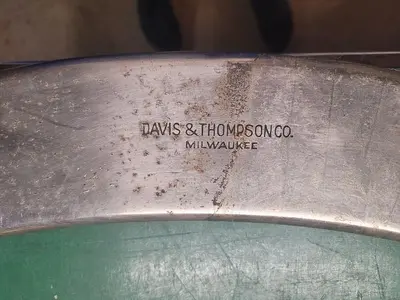 USED DAVIS & THOMPSON CO. 30''-36''