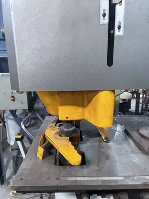 USED 2011 ERMAK EKM 121-198