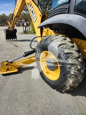 USED 2013 JCB 4CX ECO