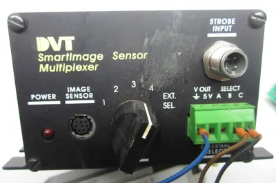 USED DVT SMARTIMAGE SENSOR MULTIPLEXER MUX932