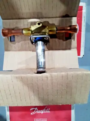 Used Danfoss 400-25895 Solenoid Valves US | Infinity wholesale & Supply LLC #1305632