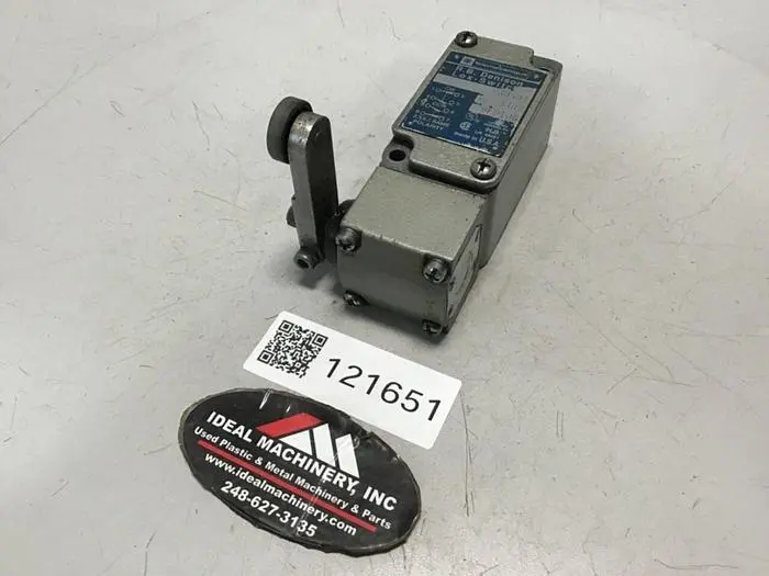 Used TELEMECANIQUE C3JK04 Relays & Switches Michigan US | Ideal Machinery #583288