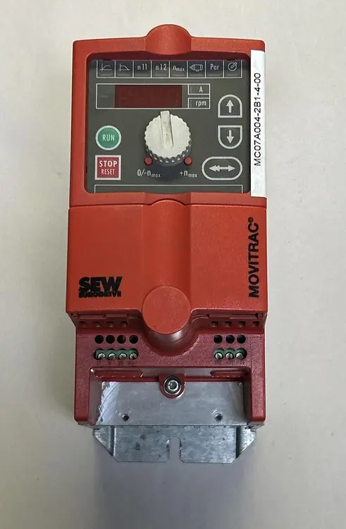 Used SEW EURODRIVE MC07A004-2B1-4-00 Power Inverters | Surplus Asset Holdings #1227498