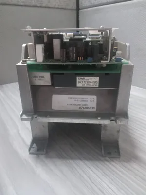 USED YASKAWA CACR-SR05BY1WG-P