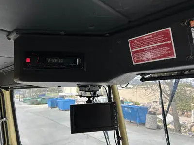 USED 2011 AUTOCAR XPEDITOR
